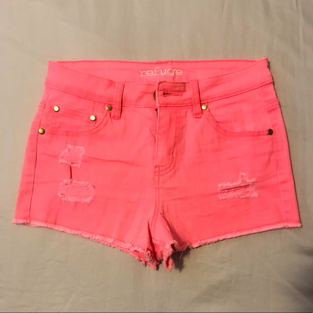 ☀️Refuge Barbie Pink Jean Shorts Sz 6 🎀